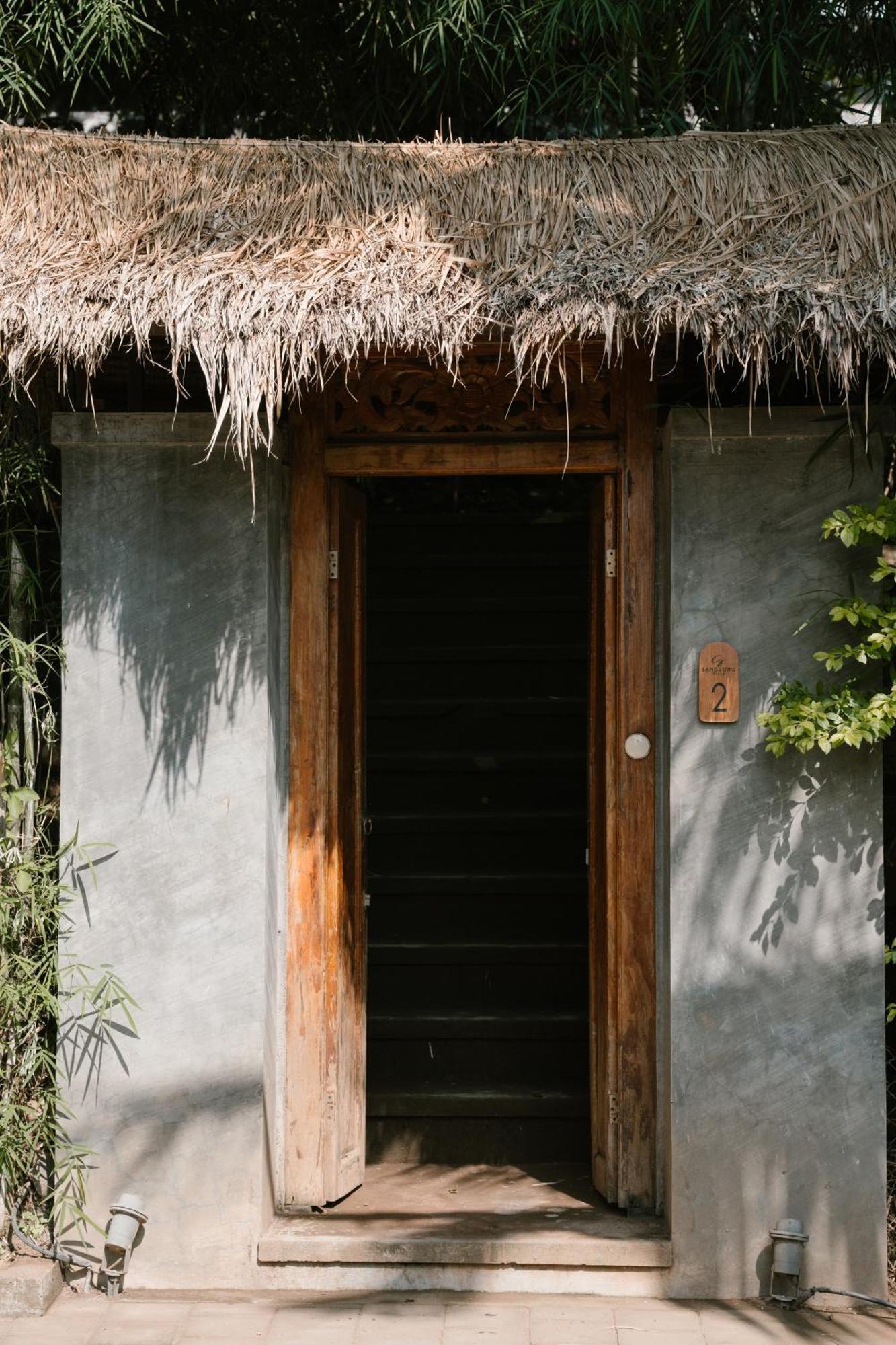 Sanglung Villas & Suites Kubutambahan  Exterior foto